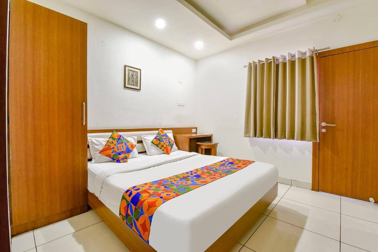 Fabhotel Prime Square 36 โกตา ภายนอก รูปภาพ